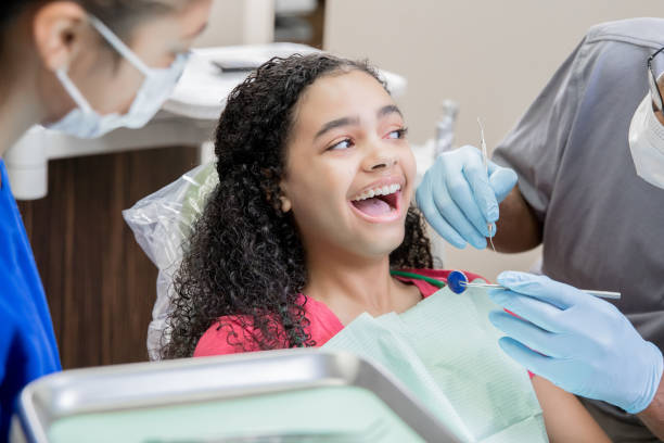 Best Urgent Tooth Repair  in Charleston, IL